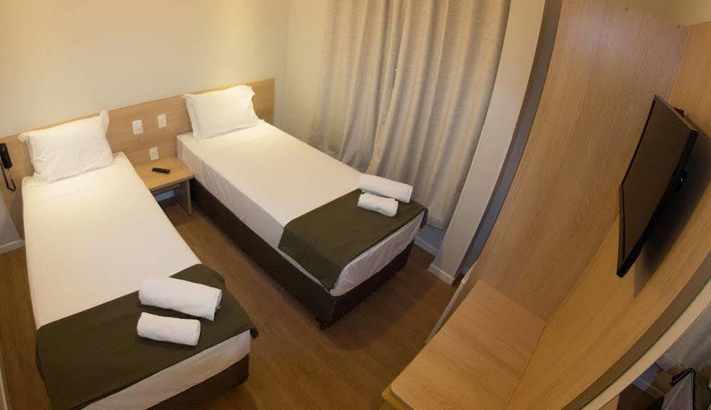 Hotel Toyo Inn Boituva Eksteriør billede